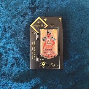 Disney Moana Collectors Enamel Pin with magnetic door